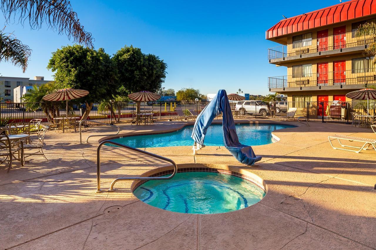 Travelers Inn - Phoenix Exterior photo